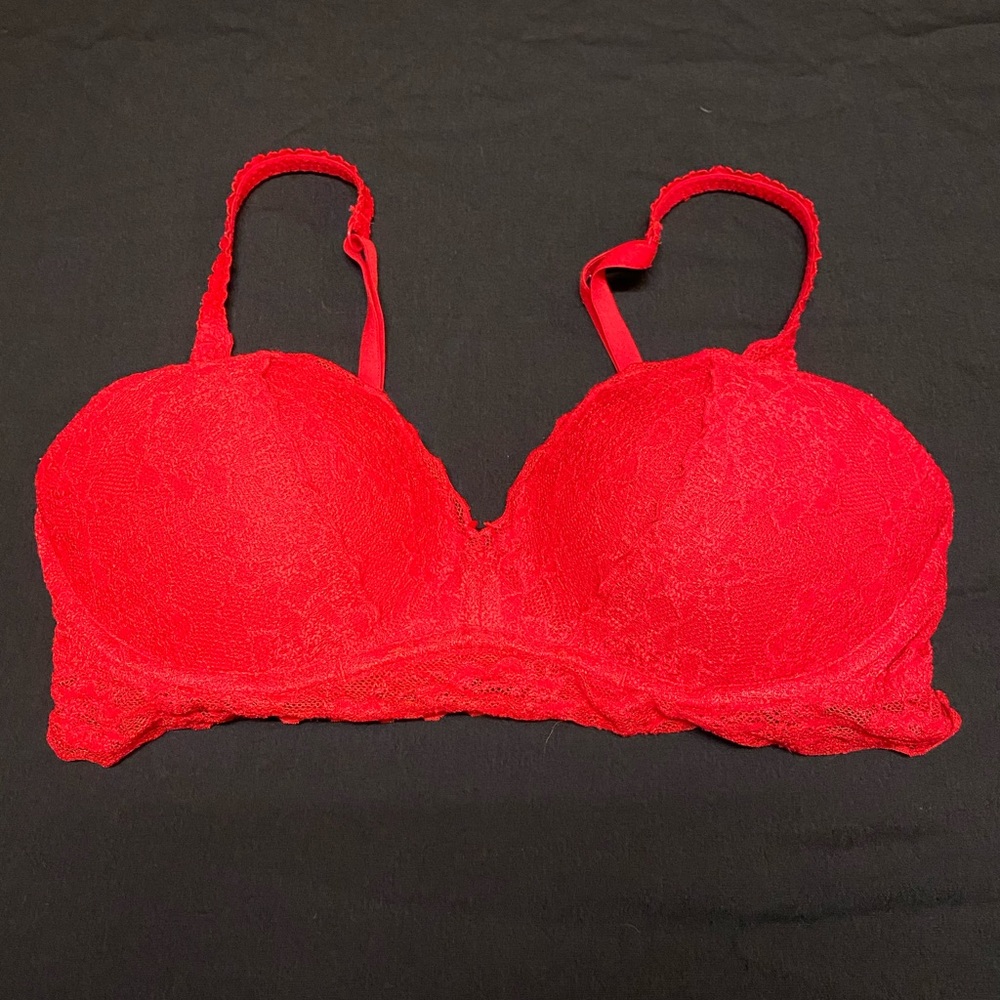 Red lace pullover bra